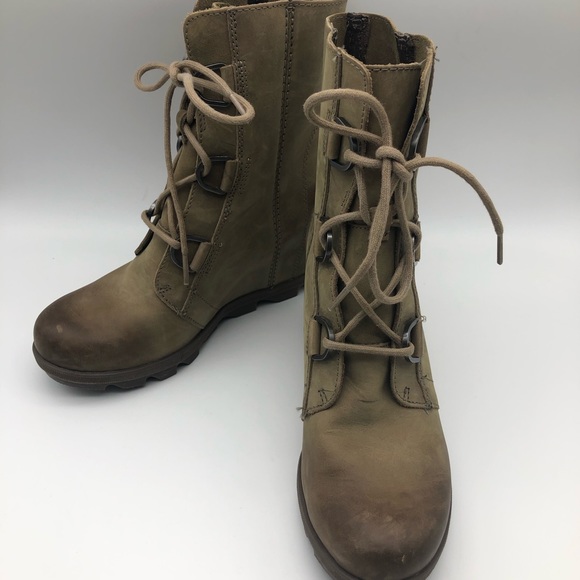 SOREL boots. - Picture 14 of 16
